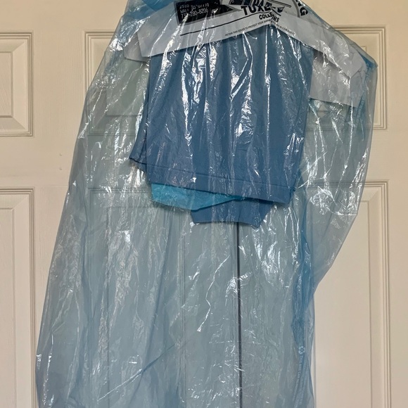 Banana Republic 100% Cotton Baby Blue Polo - Picture 4 of 7